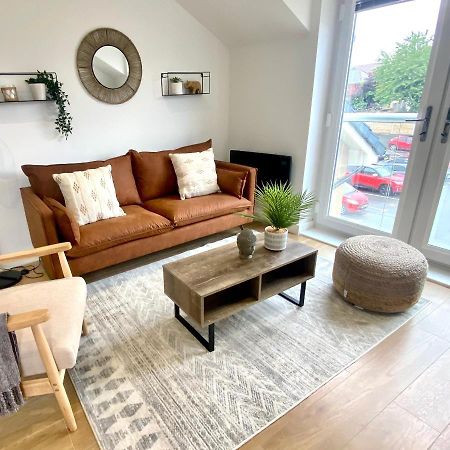 Modern 2 Bed Apartment/Free Parking/Near City/Self-Check In Handsworth Ngoại thất bức ảnh