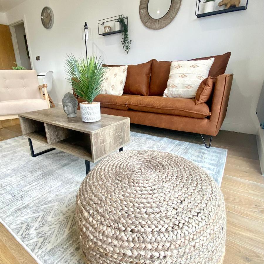 Modern 2 Bed Apartment/Free Parking/Near City/Self-Check In Handsworth Ngoại thất bức ảnh
