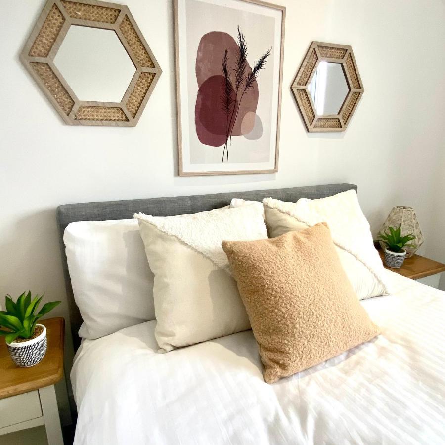 Modern 2 Bed Apartment/Free Parking/Near City/Self-Check In Handsworth Ngoại thất bức ảnh